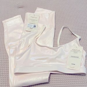 NWT Fabletics Iridescent Leggings & Sports Bra set